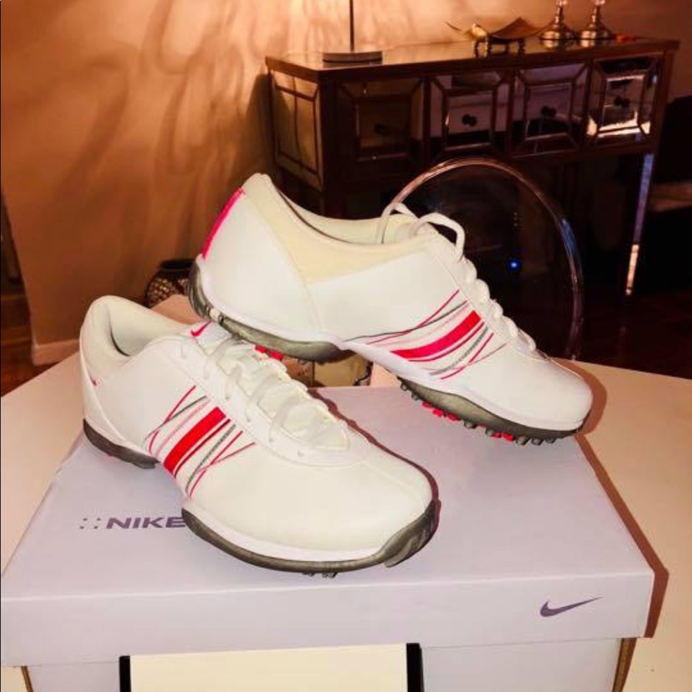 Nike New sneakears  Golf shoes